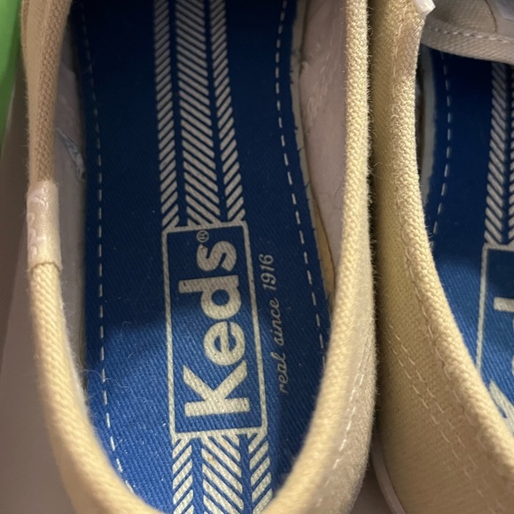 EUC Keds in Tan - Picture 7 of 8